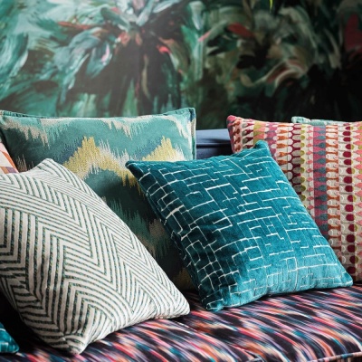 Clarke & Clarke Sagoma Velvet Embroidery in Noir