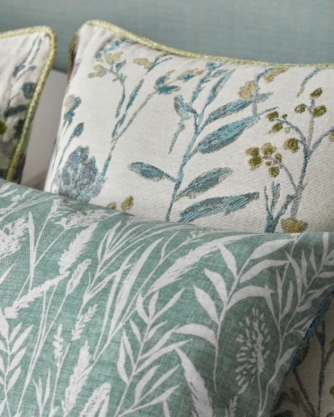 Iliv Wild Grasses Fabric in Jade