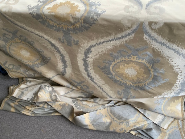 Jim Dickens Ikat Samarkand Fabric in Platinum . 1 mt