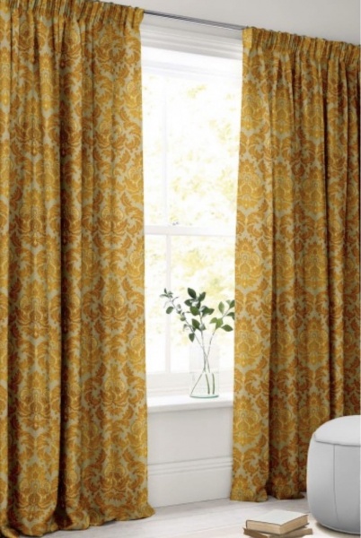 Jim Dickens Imogen Fabric in Cornflower. 1.2 mts
